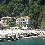 Manthos Blue Hotel 3*