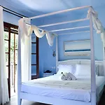 Manthos Blue Hotel 3*