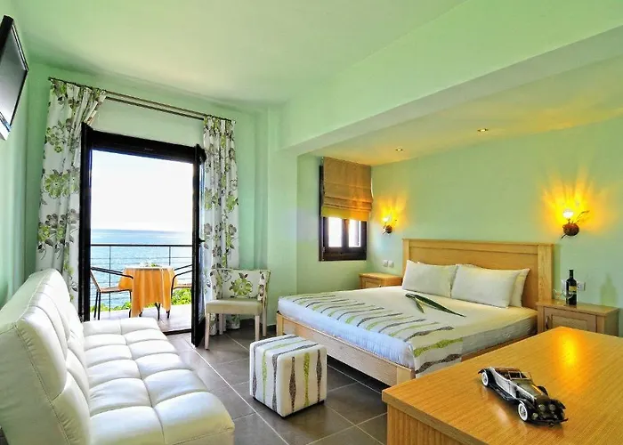 Manthos Blue Hotel 3*