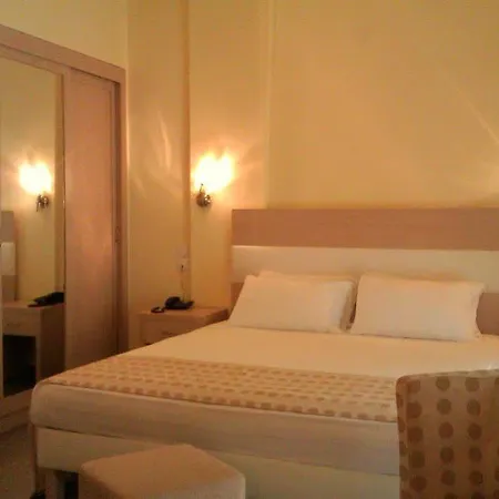 Manthos Blue Hotel Agios Ioannis (Thessaly)